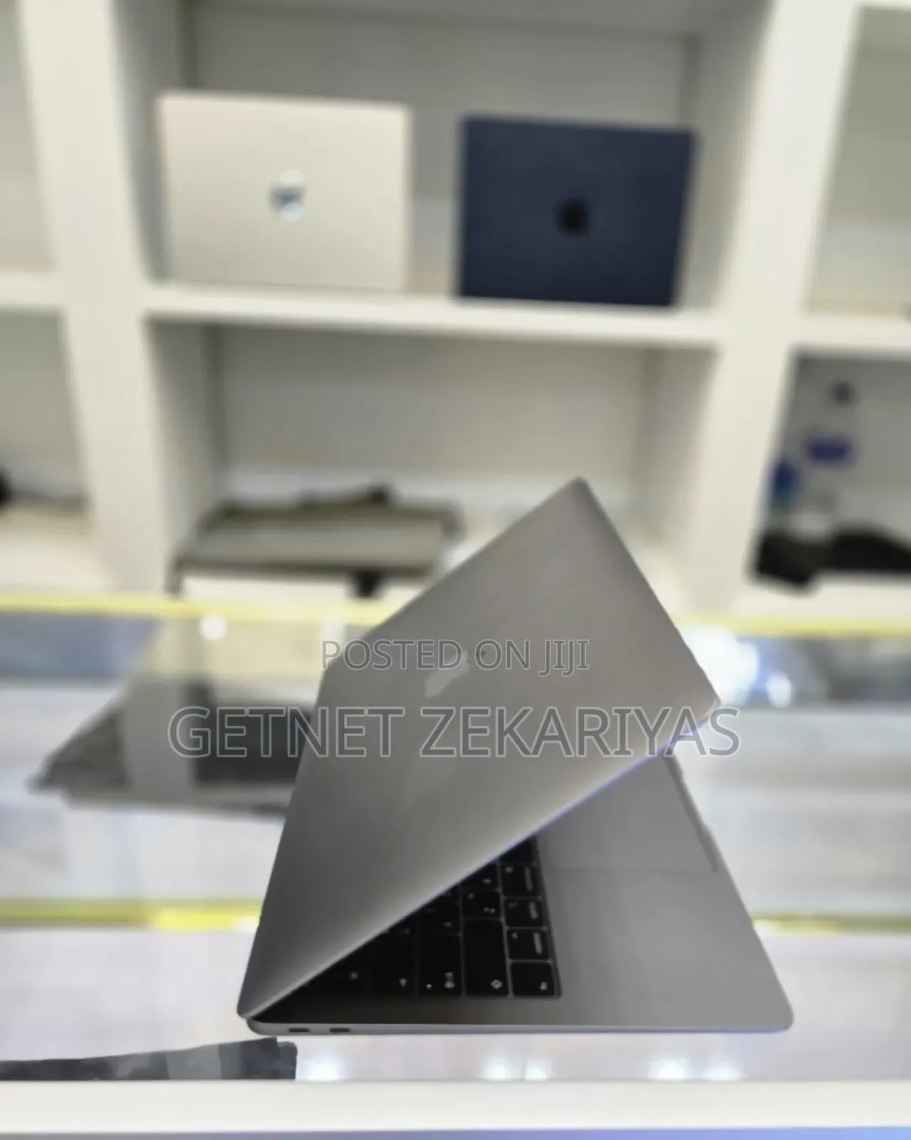 New Laptop Apple MacBook Air 2019 16GB Intel Core I5 SSD 256GB