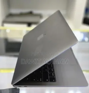 New Laptop Apple MacBook Air 2019 16GB Intel Core I5 SSD 256GB
