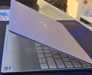 New Laptop Dell XPS 13 16GB Intel Core I7 SSD 512GB