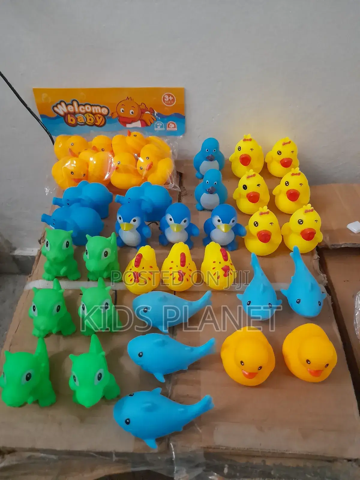 Bath Toys Duck Penguin Shark Dinosaur