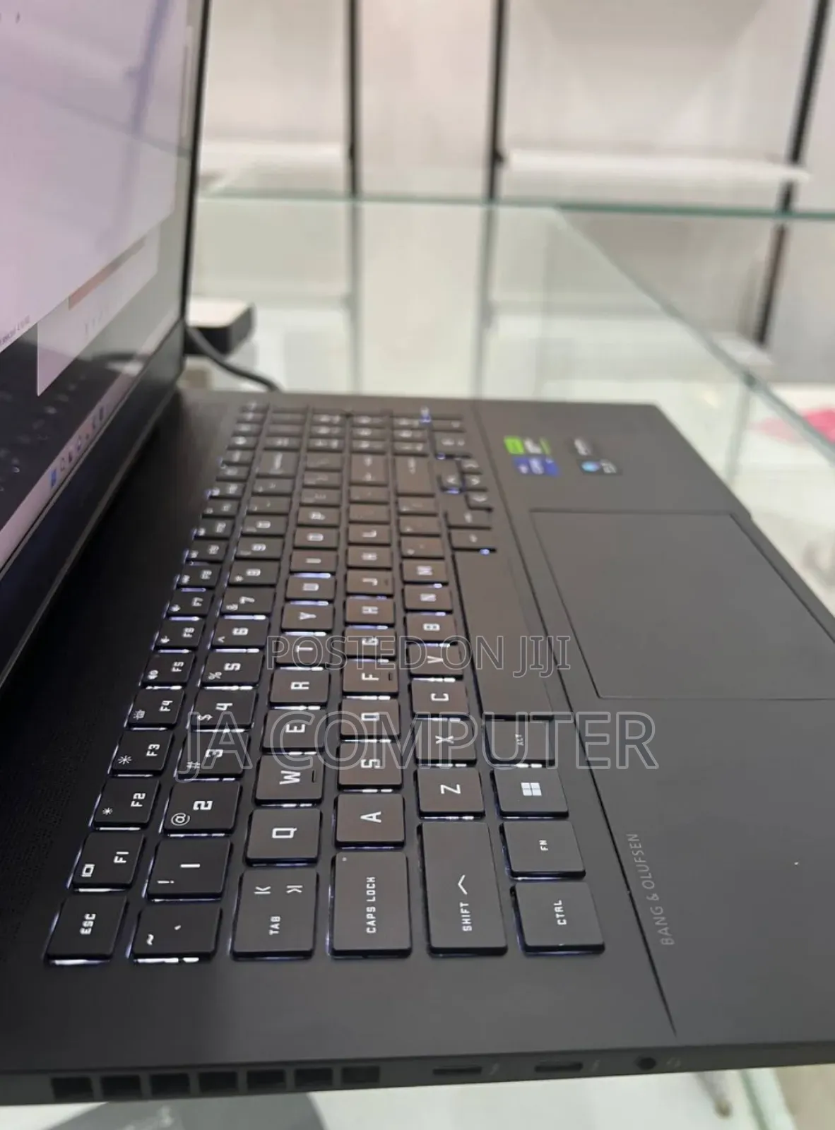 New Laptop HP Omen 15 16GB Intel Core I9 SSD 1T