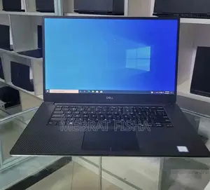New Laptop Dell Precision 15 3520 16GB Intel Core I7 SSD 512GB