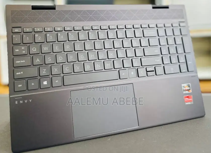 New Laptop HP Envy X360 16GB AMD Ryzen 7 SSD 512GB