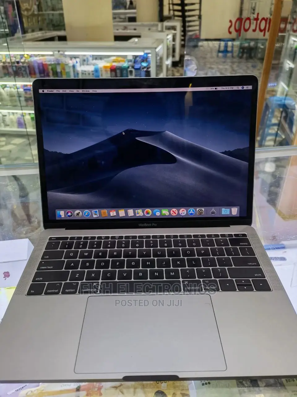 Laptop Apple MacBook Pro 2017 8GB Intel Core I5 SSD 256GB