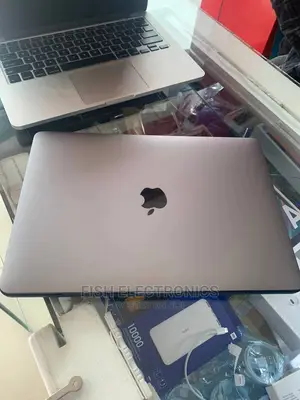 Laptop Apple MacBook Pro 2017 8GB Intel Core I5 SSD 256GB
