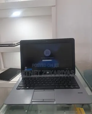 New Laptop HP EliteBook 820 G2 4GB Intel Core i7 HDD 500GB