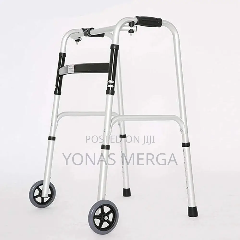 Walker for Disorders and the Elderly/Useful Walking Aid