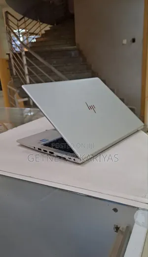 New Laptop HP EliteBook 840 G5 16GB Intel Core i5 SSD 512GB