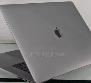 New Laptop Apple MacBook Pro 2018 32GB Intel Core I7 SSD 512GB
