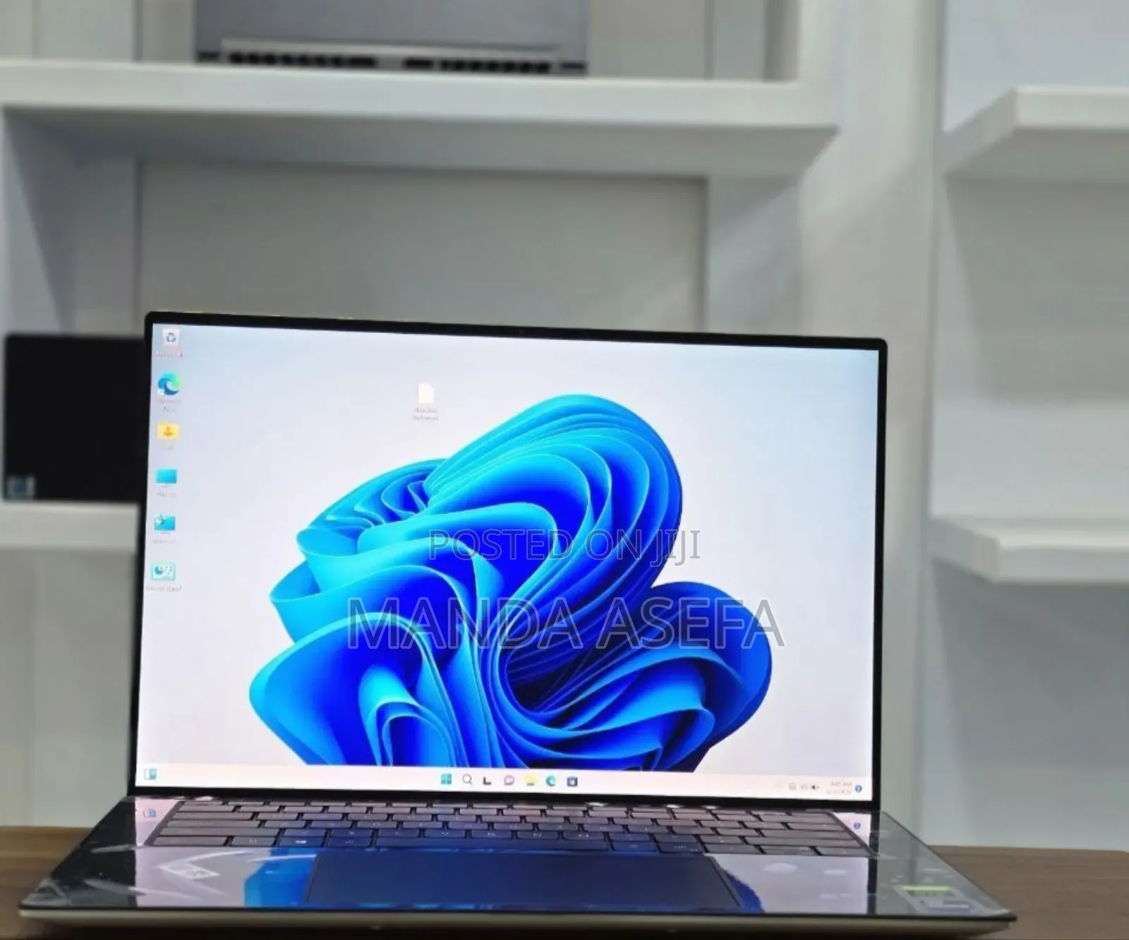 New Laptop Dell XPS 15 32GB Intel Core I9 SSD 2T