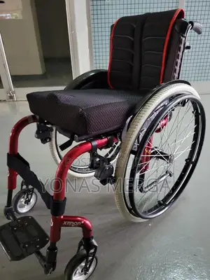 Europeanstandardwheelchair_ዊልቼር, Easy to Store/Sod Tires