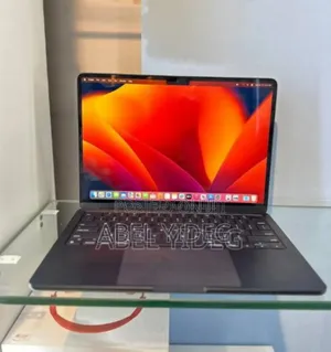 New Laptop Apple MacBook Air 2022 M2 8GB Apple M2 SSD 256GB
