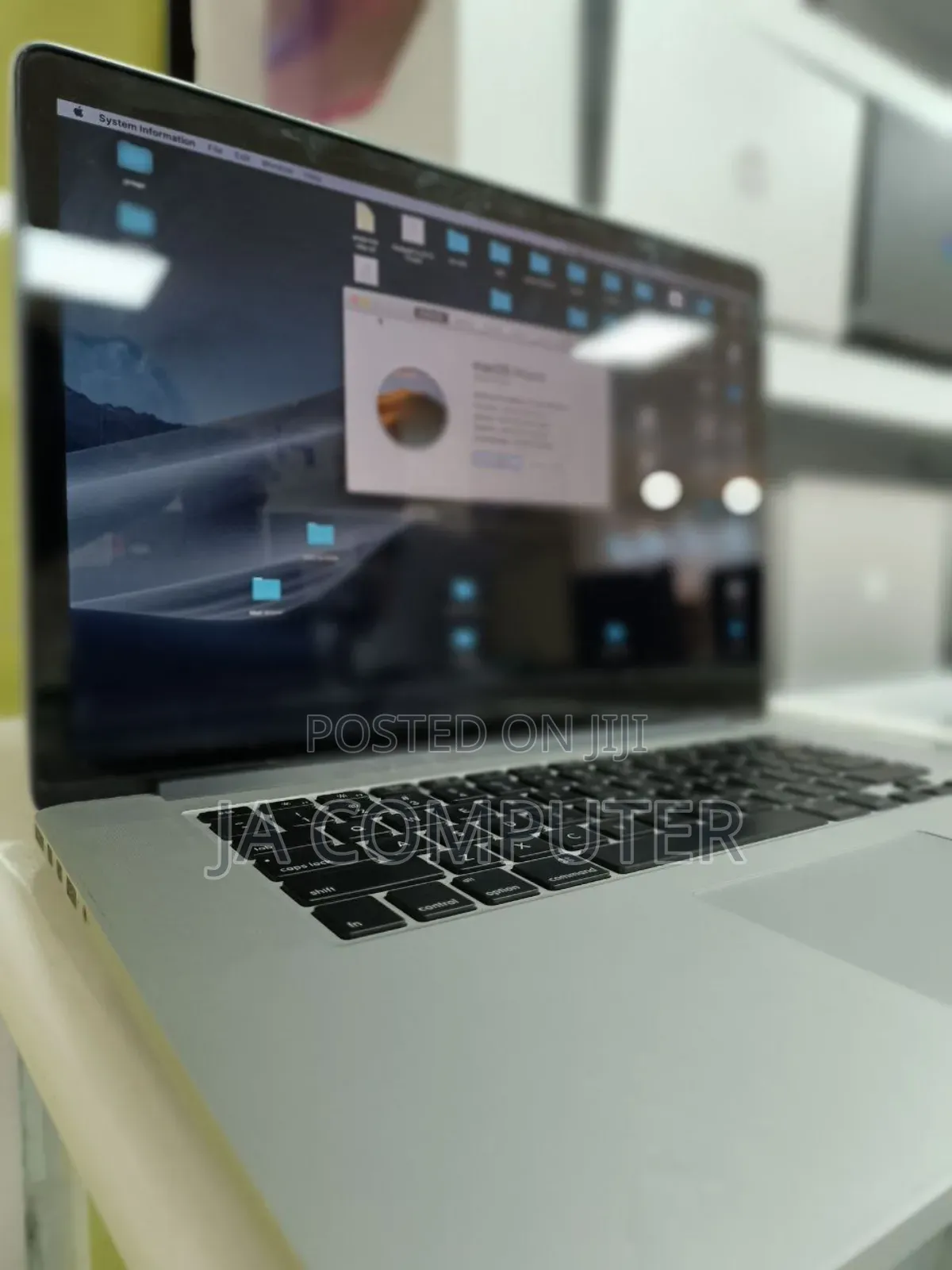 Laptop Apple MacBook Pro 2015 16GB Intel Core I7 SSD 512GB