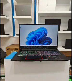 New Laptop MSI Katana 17 16GB Intel Core I7 HDD+SSD 512GB