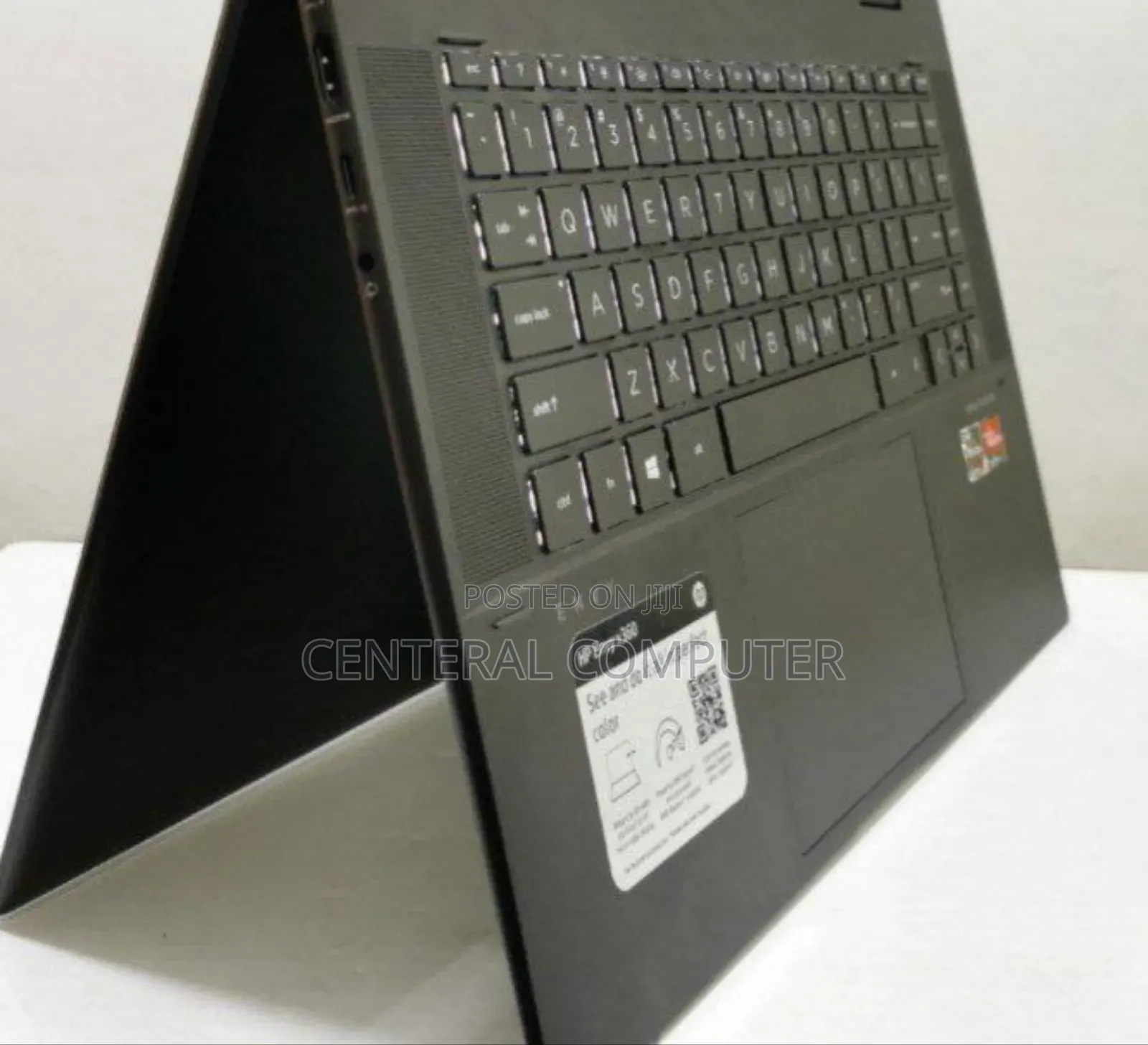 New Laptop HP Envy 17-3000 16GB AMD Ryzen 7 SSD 512GB