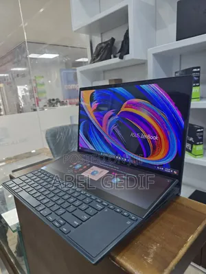 New Laptop Asus ZenBook Pro 15 UX580GE 16GB Intel Core I7 SSD 1T