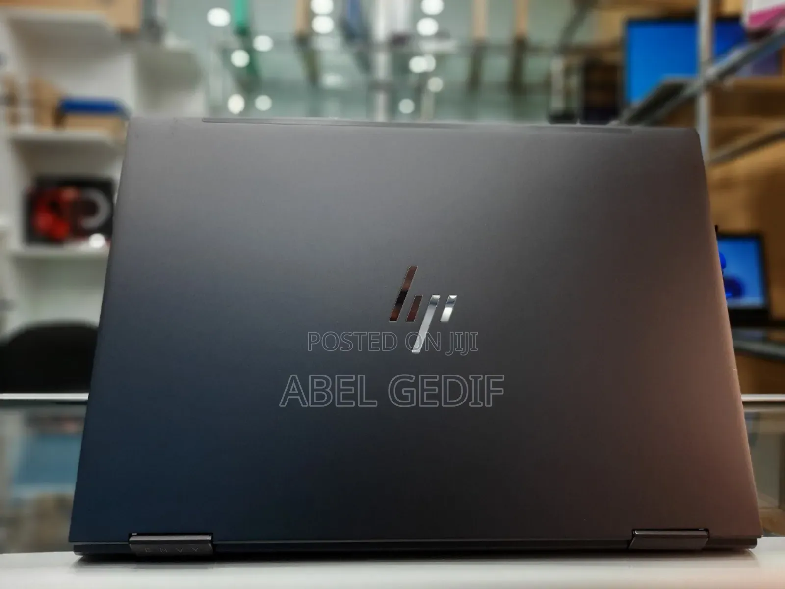 New Laptop HP Envy X360 8GB AMD Ryzen 5 SSD 512GB
