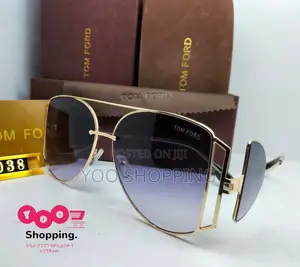 Tom Ford Womens UV Glass