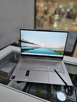 New Laptop Lenovo Yoga 9i 16GB Intel Core I7 SSD 512GB