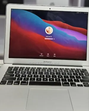 New Laptop Apple MacBook Air 2017 8GB Intel Core I5 SSD 256GB