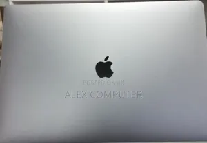New Laptop Apple MacBook Pro 2019 32GB Intel Core I9 SSD 512GB