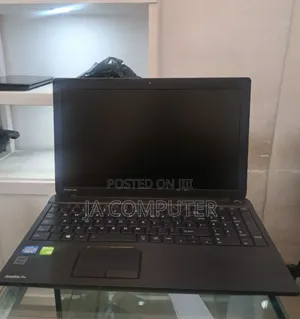 New Laptop Toshiba Satellite C55 8GB Intel Core I5 SSD 500GB