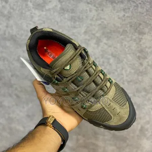 Colombia Men's Light Green Fashion Shoes