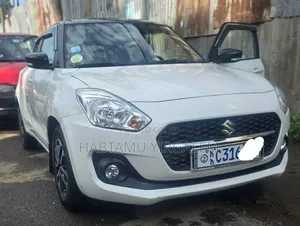 Suzuki Swift 2022 White