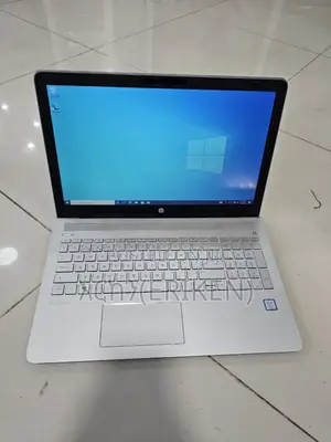 New Laptop HP Pavilion 15 8GB Intel Core I7 SSD 256GB