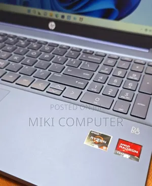 New Laptop HP Pavilion 15 8GB AMD Ryzen 5 SSD 512GB