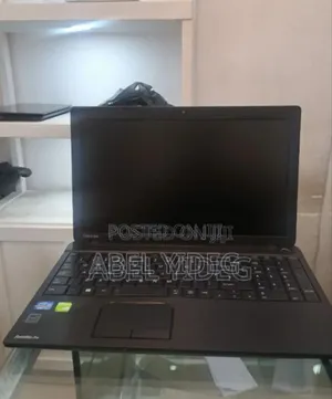 New Laptop Toshiba Satellite C55 8GB Intel Core i5 HDD 500GB