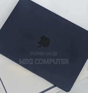 New Laptop Apple MacBook Air 2022 M2 8GB Intel SSD 256GB