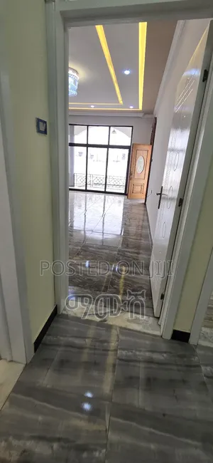 Furnished 5bdrm Villa in አያት በዘመናዊ መልኩ የተሠራ, Bole for sale