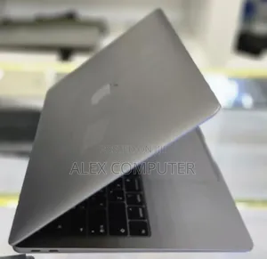 New Laptop Apple MacBook Air 2019 16GB Intel Core I5 SSD 256GB
