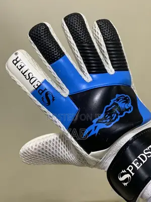 Goal Keeper White Standard Gloves