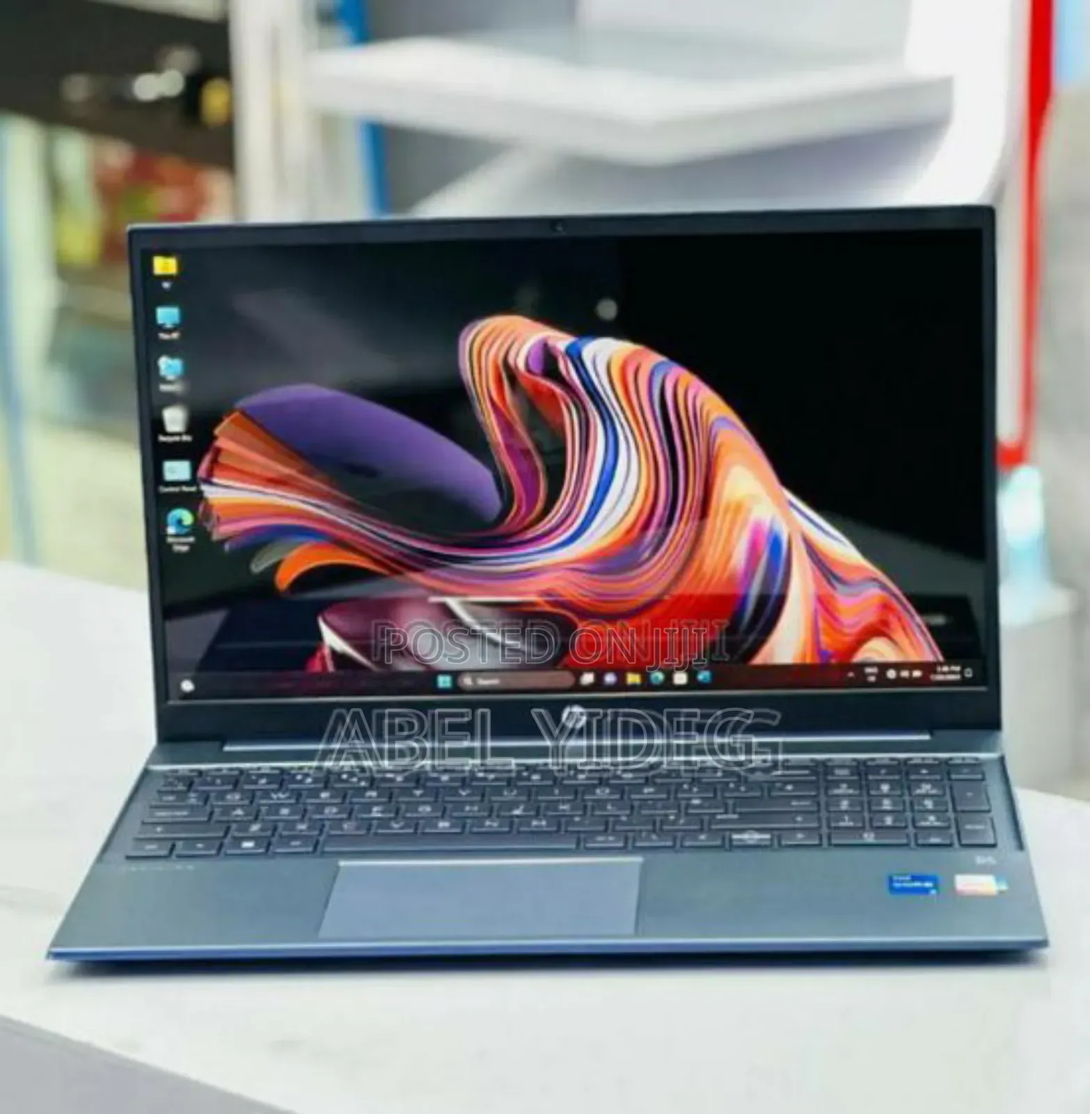 New Laptop HP Pavilion 15 8GB AMD Ryzen 5 SSD 512GB