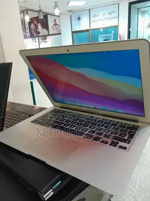 New Laptop Apple MacBook Air 2013 4GB Intel Core I5 SSD 128GB