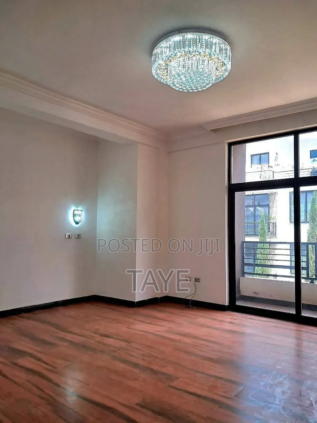 6bdrm Duplex in Yeka for sale