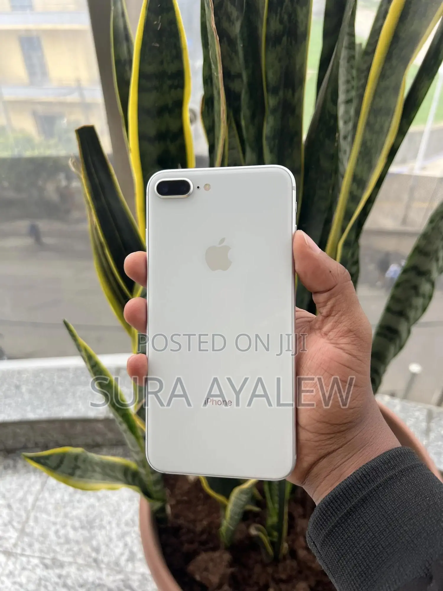 Apple iPhone 8 Plus 64 GB White