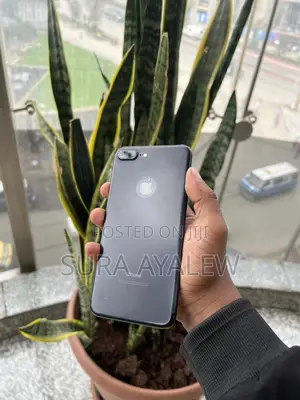 Apple iPhone 7 Plus 128 GB Black