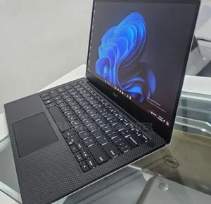 New Laptop Dell XPS 13 16GB Intel Core I7 SSD 512GB