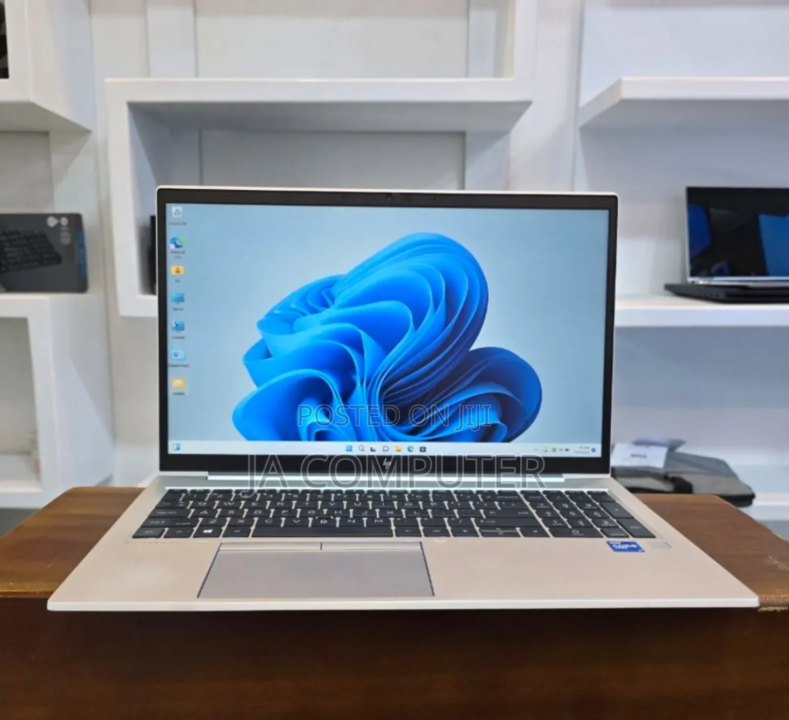 New Laptop HP EliteBook 850 G8 16GB Intel Core I7 SSD 1T