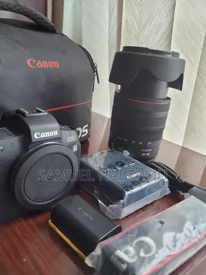 Canon R Camera