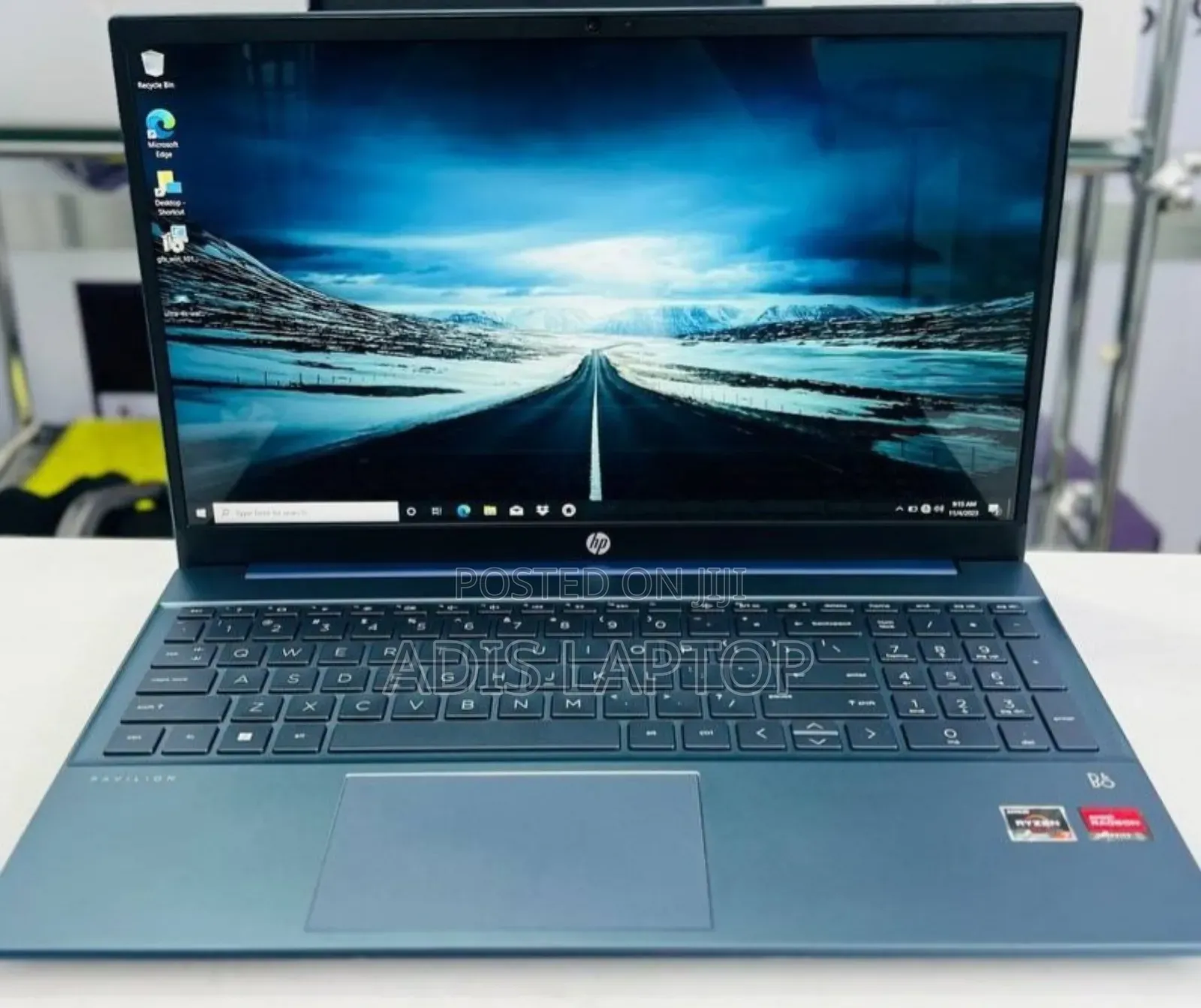 New Laptop HP Pavilion X360 8GB AMD Ryzen 7 SSD 512GB