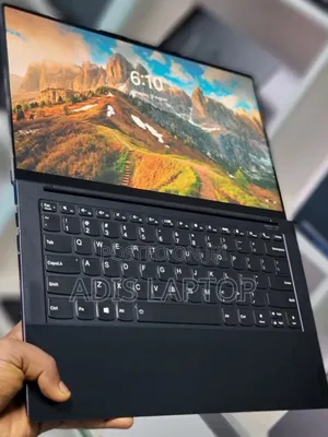 New Laptop Lenovo Yoga 9i 16GB Intel Core I7 SSD 512GB