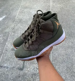 Air Jordan 11 Retro - Space Jam 2016