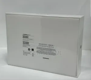 New Laptop Apple MacBook Pro 2022 M2 8GB Apple M2 SSD 256GB