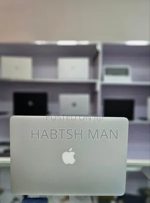 New Laptop Apple MacBook Air 2014 8GB Intel Core I7 SSD 256GB