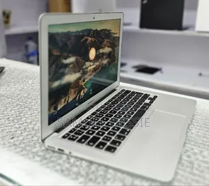 New Laptop Apple MacBook Air 2013 4GB Intel Core I5 SSD 128GB