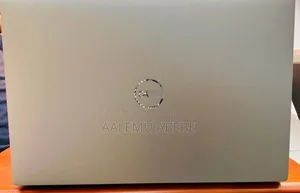 New Laptop Dell 16GB Intel Core I7 SSD 512GB